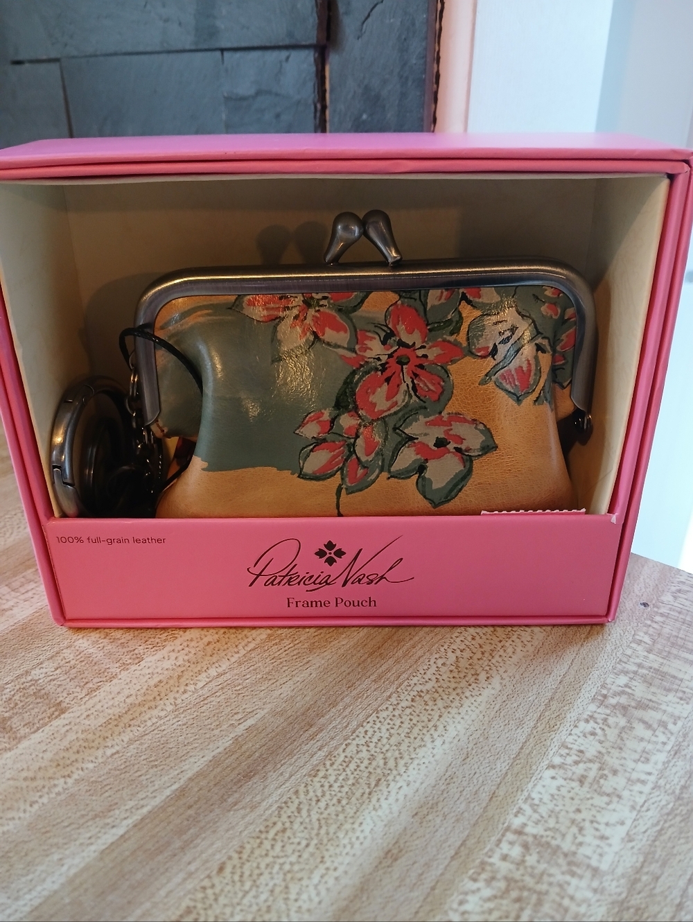 Patricia Nash NWT/NIB Kisslock Coin Pouch